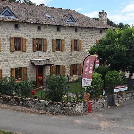 La Pierre Trouee Chambre D'Hotes Châteauneuf-de-Randon Exterior foto