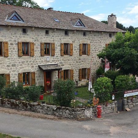 La Pierre Trouee Chambre D'Hotes Châteauneuf-de-Randon Exterior foto