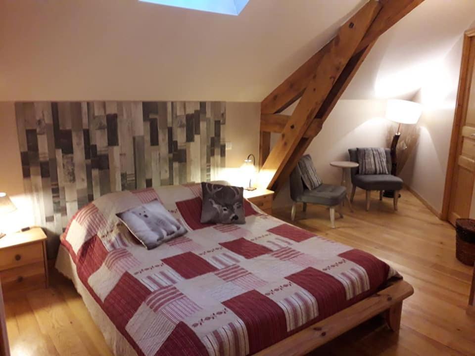 La Pierre Trouee Chambre D'Hotes Châteauneuf-de-Randon Exterior foto