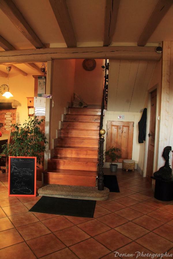 La Pierre Trouee Chambre D'Hotes Châteauneuf-de-Randon Exterior foto
