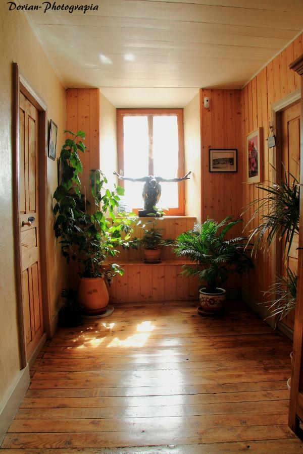 La Pierre Trouee Chambre D'Hotes Châteauneuf-de-Randon Exterior foto