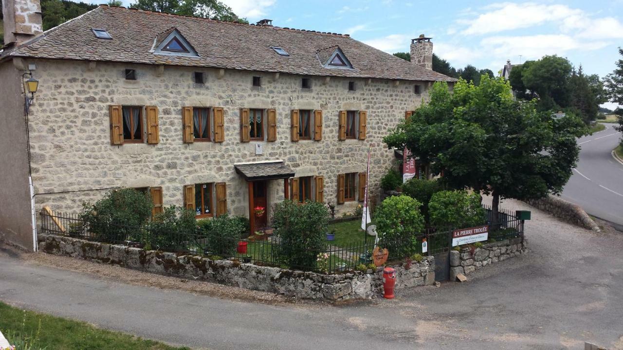 La Pierre Trouee Chambre D'Hotes Châteauneuf-de-Randon Exterior foto